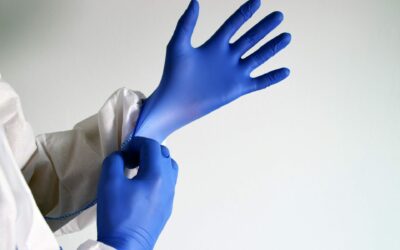 10 Instances Where You Should Choose Nitrile Gloves: A Guide For Business Owners